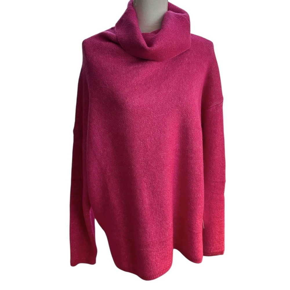 Lumiere Cozy Bright Pink Turtleneck Cowl Neck Sweater NWT Medium Oversized